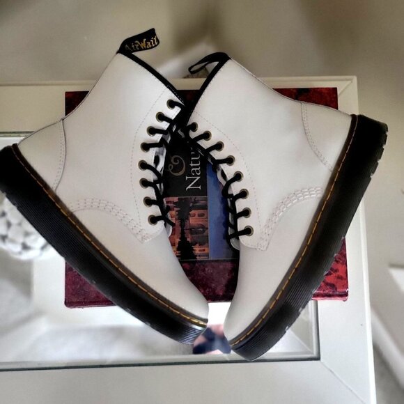 Dr. Martens ZAVALA Combat Boots - Dr. Martens | white, black shoelaces | size US - Picture 9 of 10